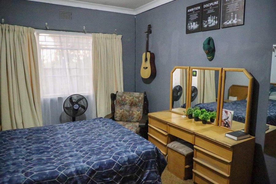 4 Bedroom Property for Sale in Heilbron Free State